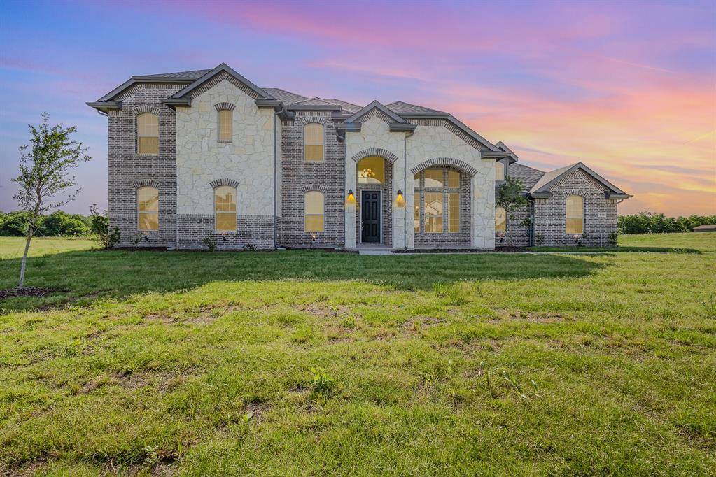650 Wales Court, Waxahachie, TX 75167
