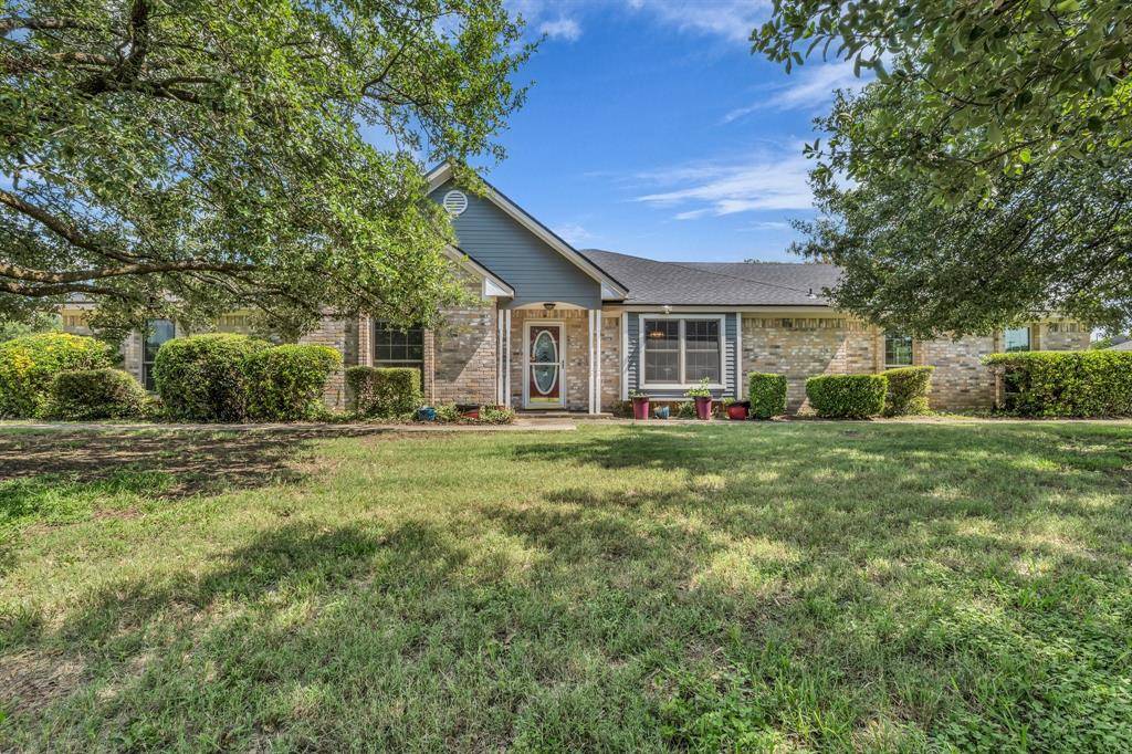 840 Harris Creek Road, Mcgregor, TX 76657