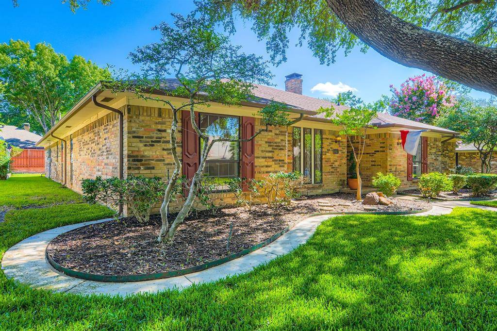 Dallas, TX 75243,10015 Glen Canyon Drive
