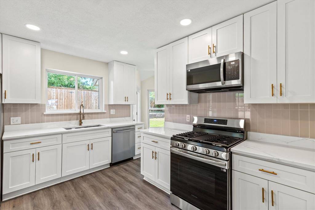 Carrollton, TX 75007,2027 Sancerre Lane