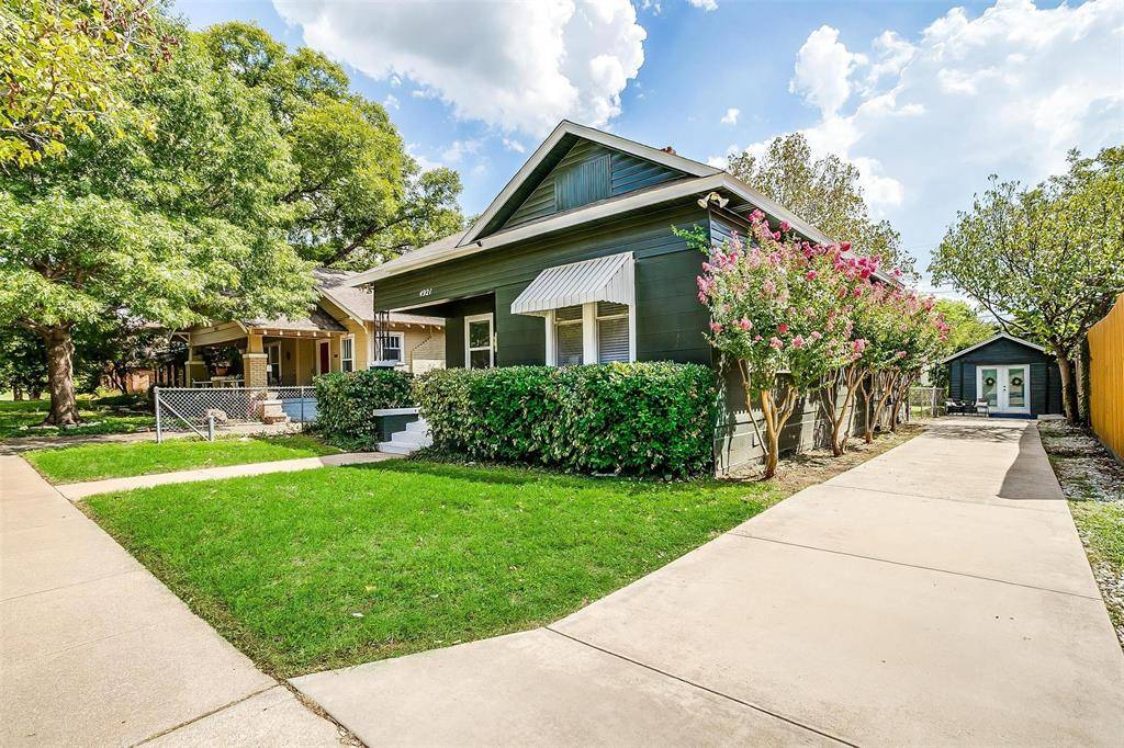 Fort Worth, TX 76107,4921 El Campo Avenue