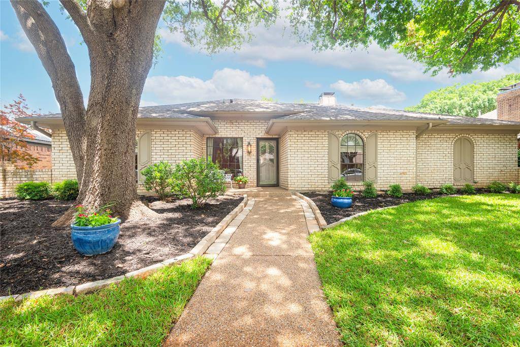 Dallas, TX 75248,7407 Arbor Oaks Drive