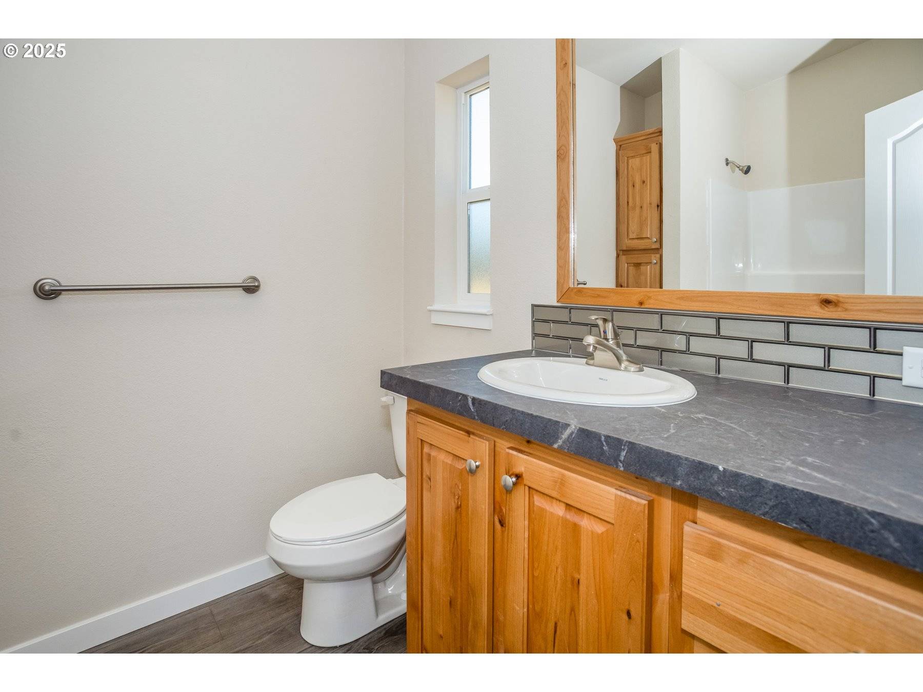 Longview, WA 98632,3340 PINE ST