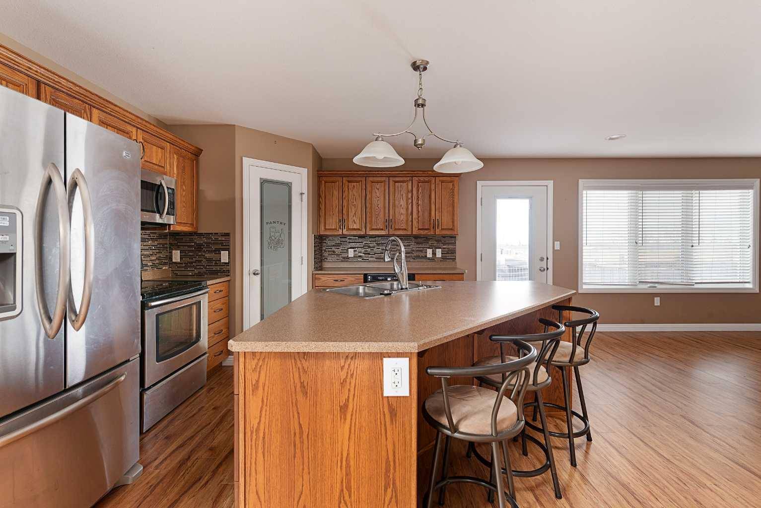 Lloydminster, AB T9V 2K1,1309 54 Avenue Close
