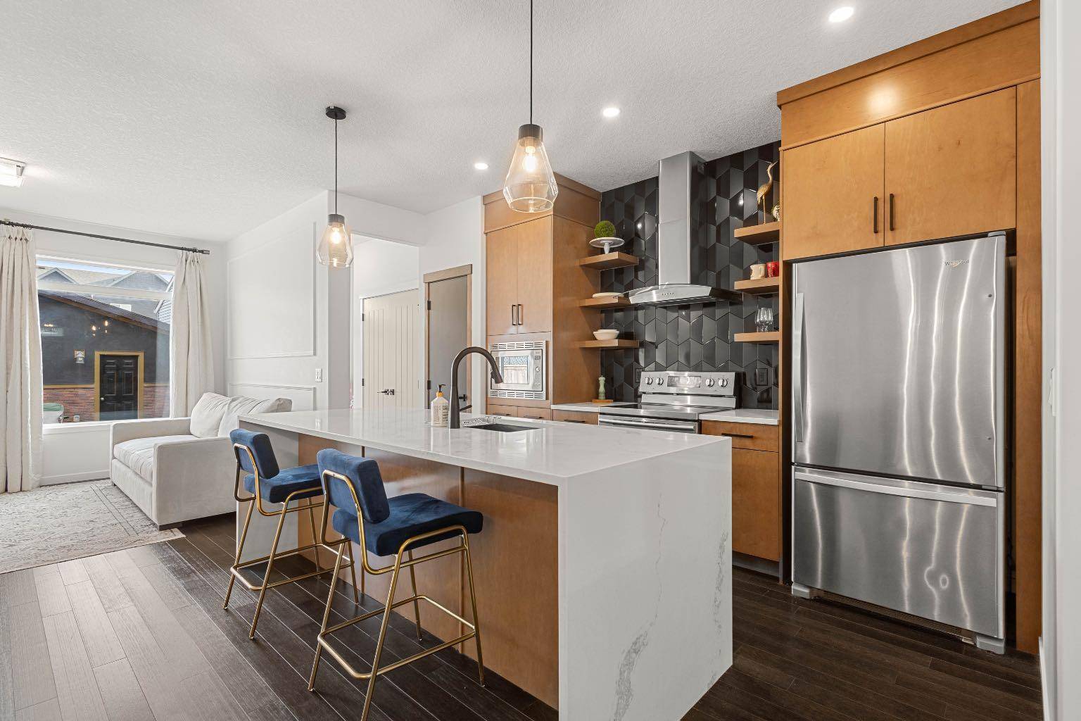 520 Belmont Heath SW, Calgary, AB T2X4H2