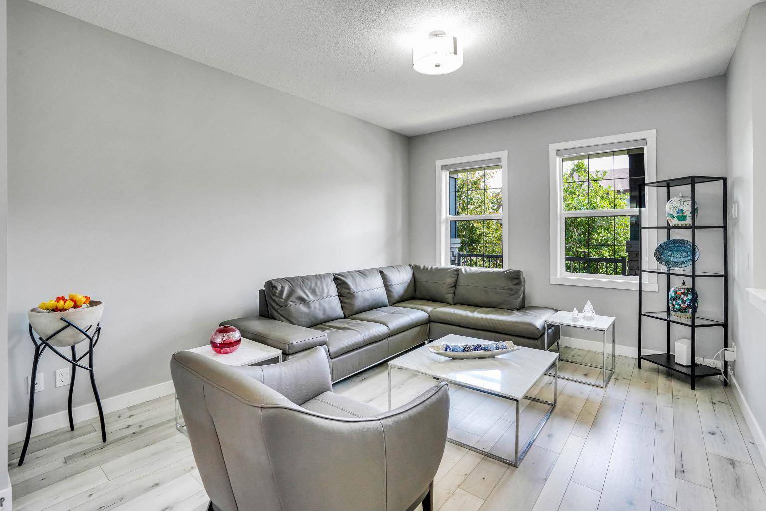 Calgary, AB T2X2J4,1370 Legacy CIR SE