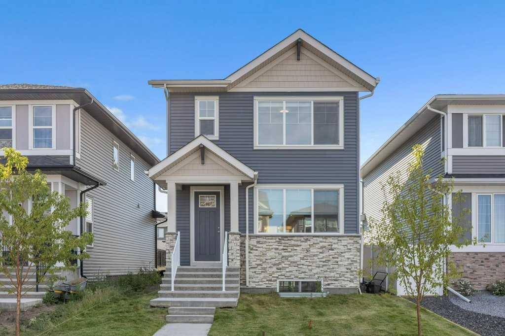 4 Birch GLN, Okotoks, AB T1S 5S9