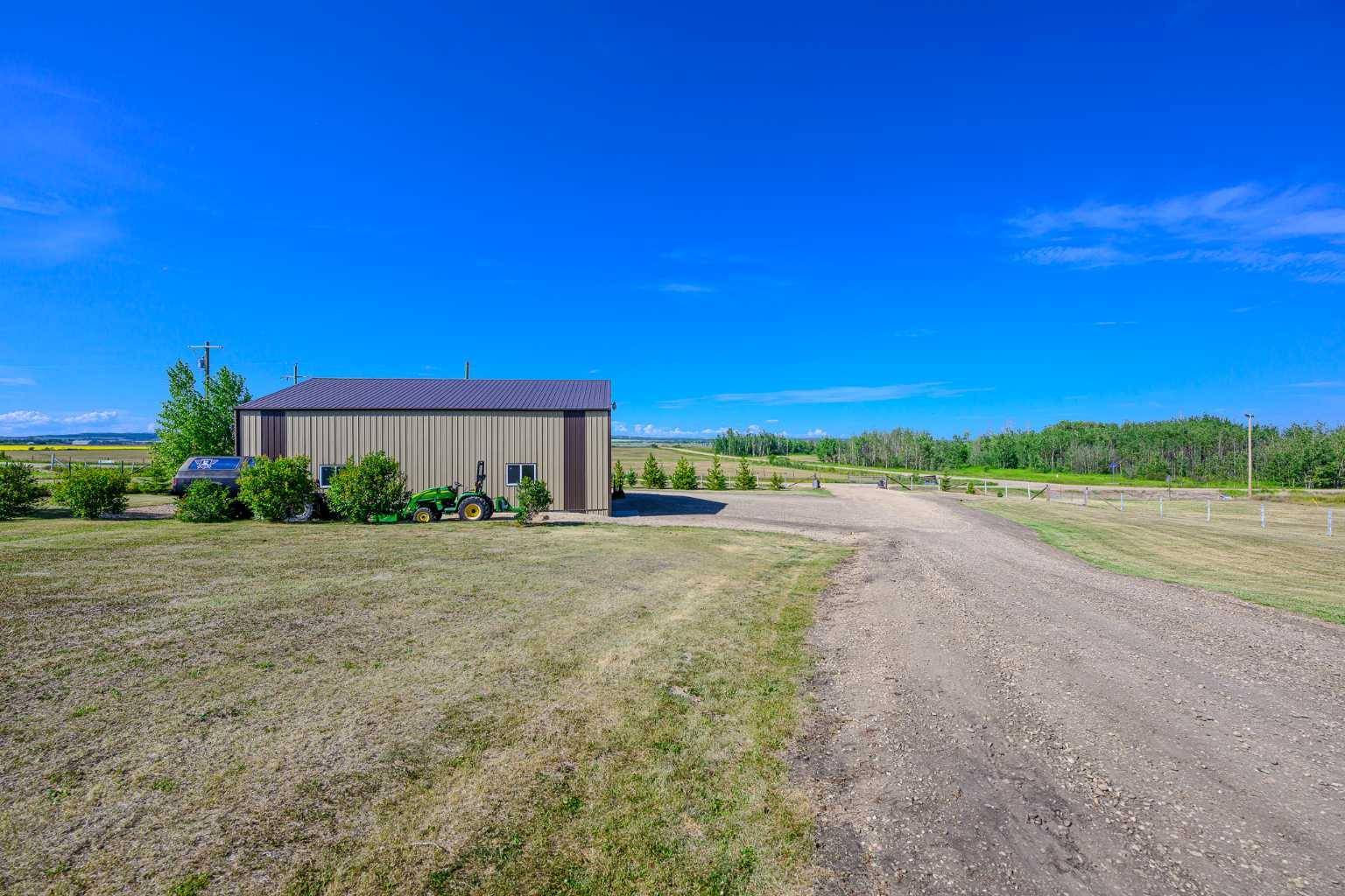 Sexsmith, AB T0H 3C0,50015 Township Road 733A