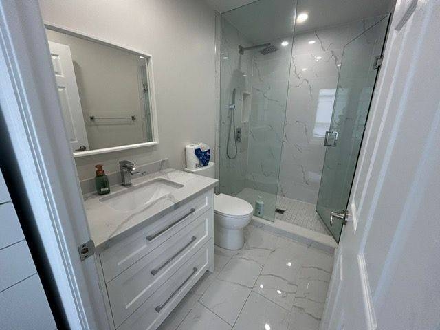 Toronto C08, ON M4X 1X8,225 Wellesley ST E #1205