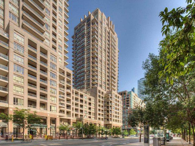 909 Bay ST #312, Toronto C01, ON M1S 1Z7