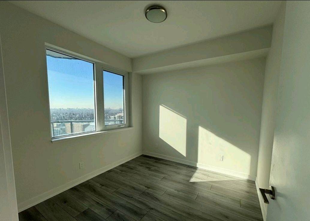 Toronto C07, ON M2N 0L7,15 Ellerslie AVE #2304