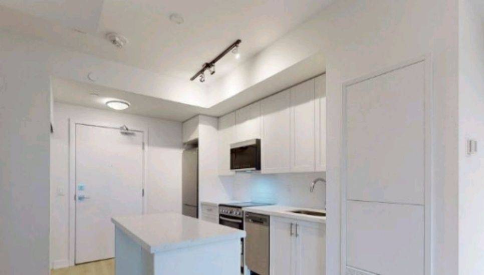 Toronto C07, ON M2N 0L7,15 Ellerslie AVE #2304