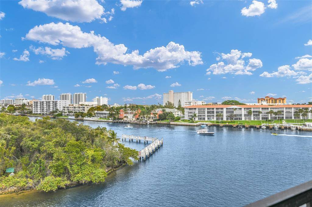 1631 Riverview Rd #606, Deerfield Beach, FL 33441