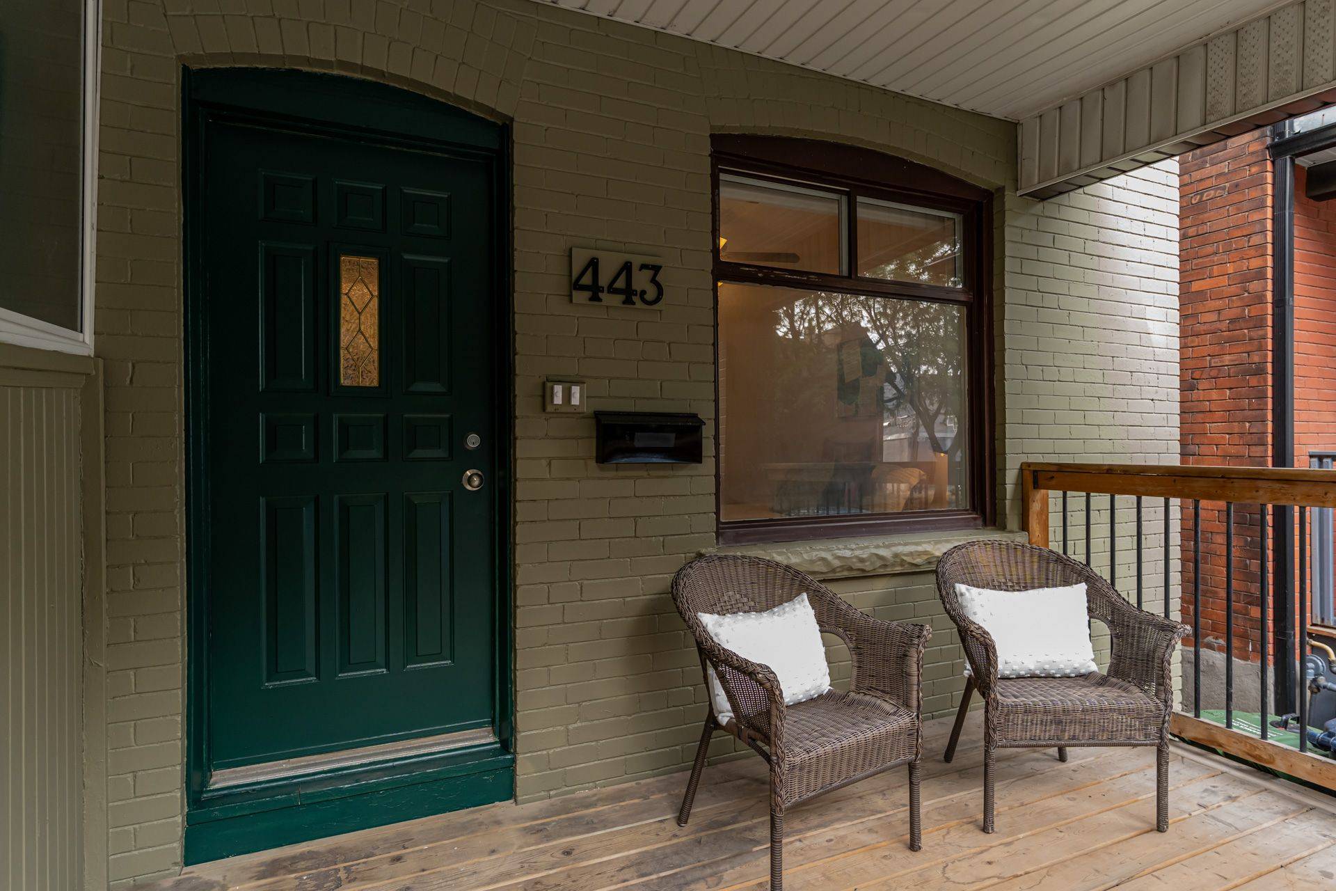 443 Pacific AVE, Toronto W02, ON M6P 2R3