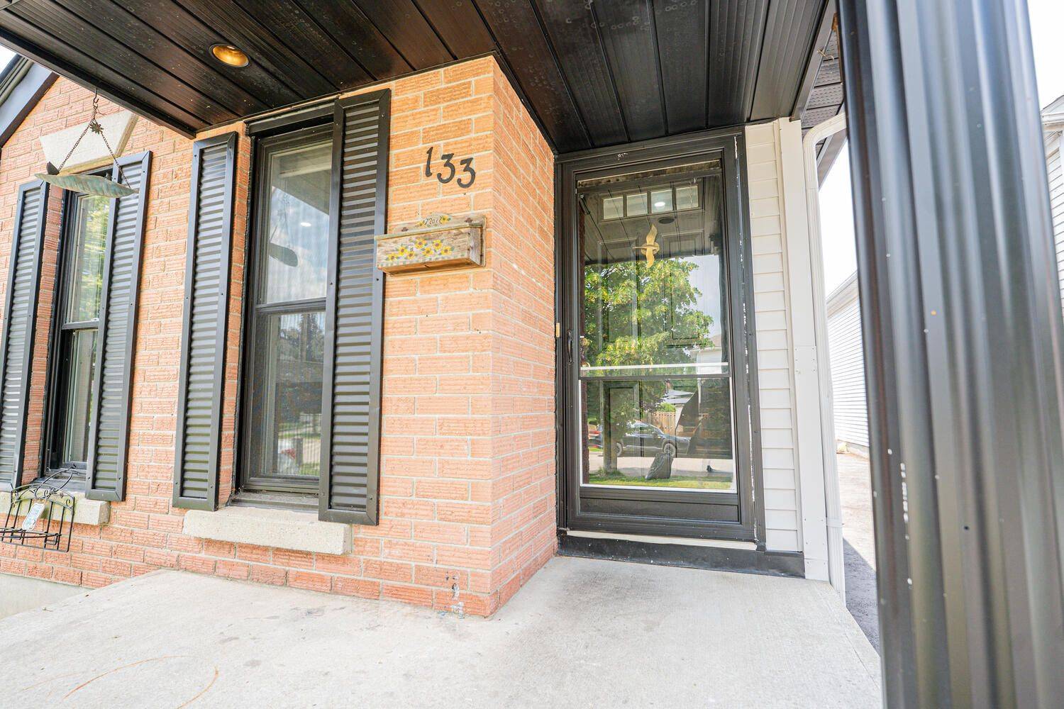 Kitchener, ON N2E 3L6,133 Wake Robin DR