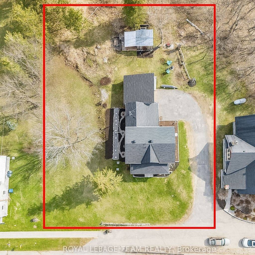 Lanark Highlands, ON K0G 1K0,81 York ST
