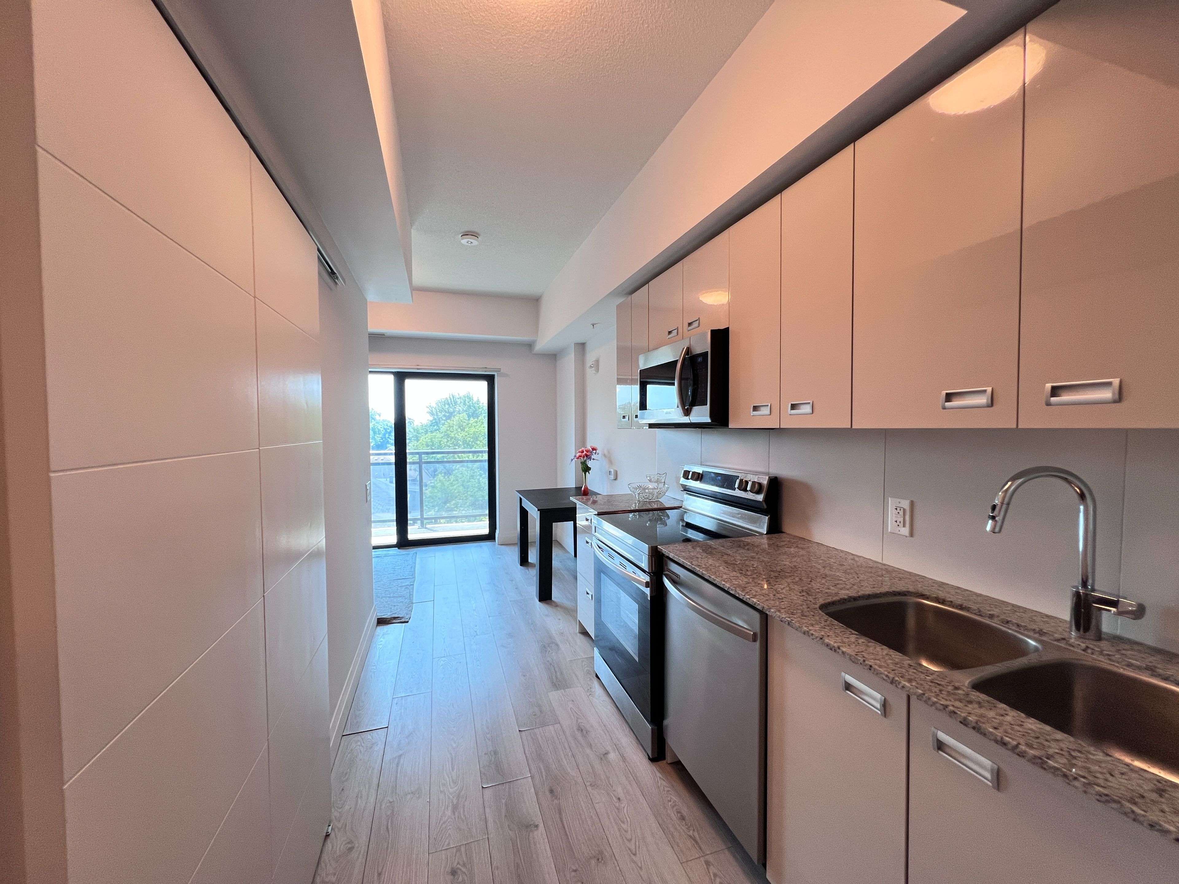 Kingston, ON K7L 1E5,652 Princess ST #411