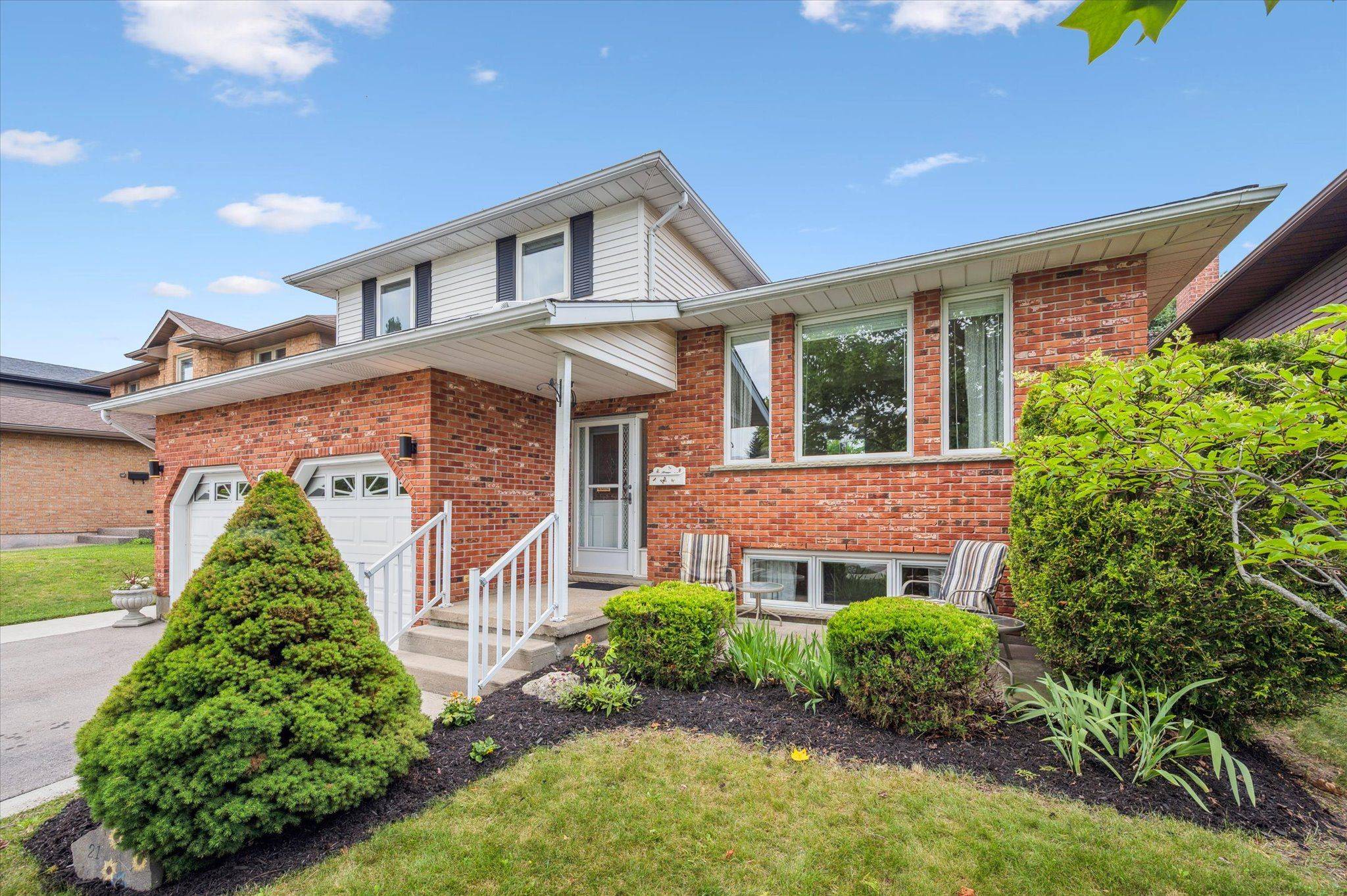 Guelph, ON N1G 4A3,21 Old Colony TRL