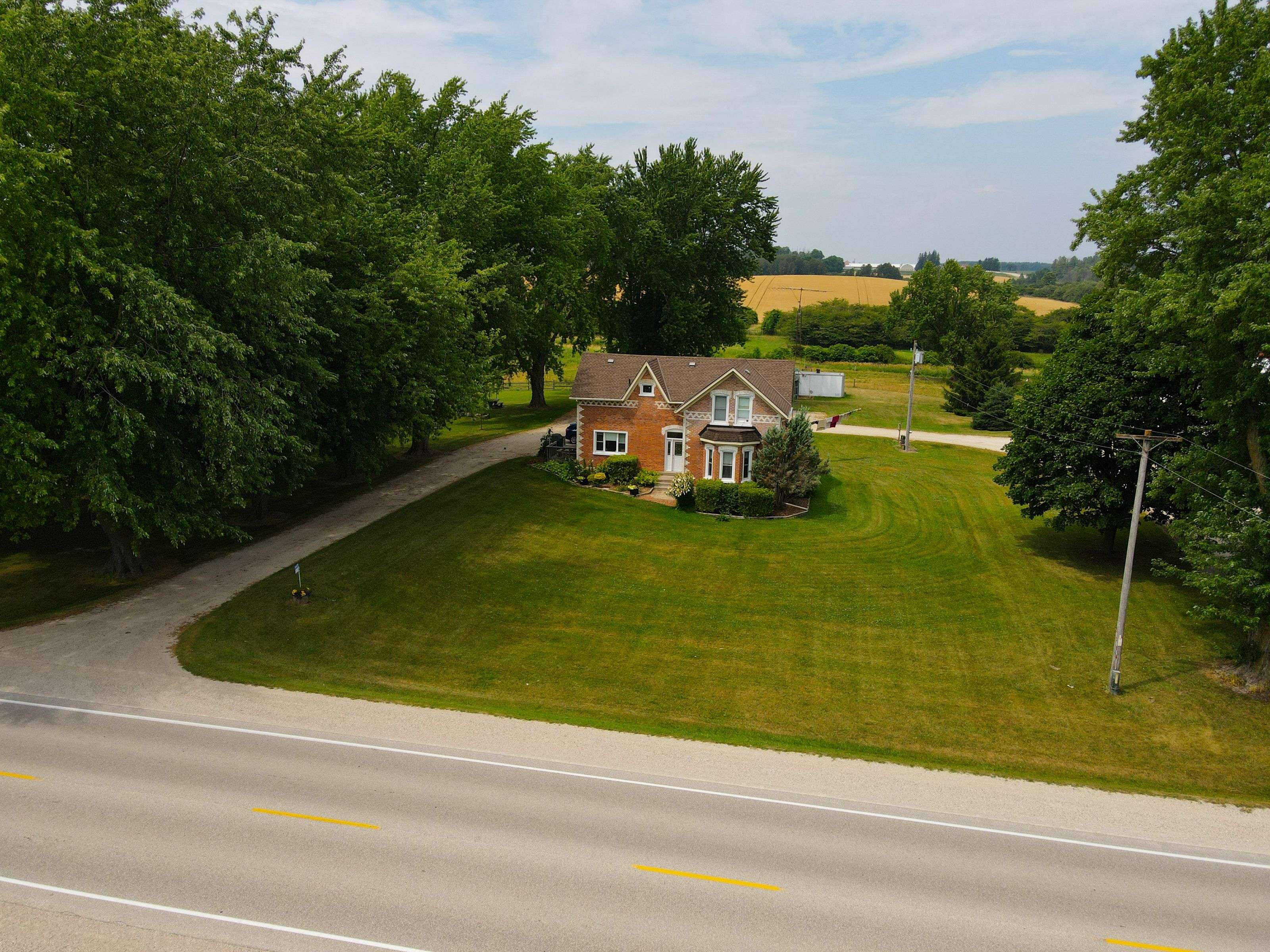 Howick, ON N0G 1X0,44470 Harriston RD W