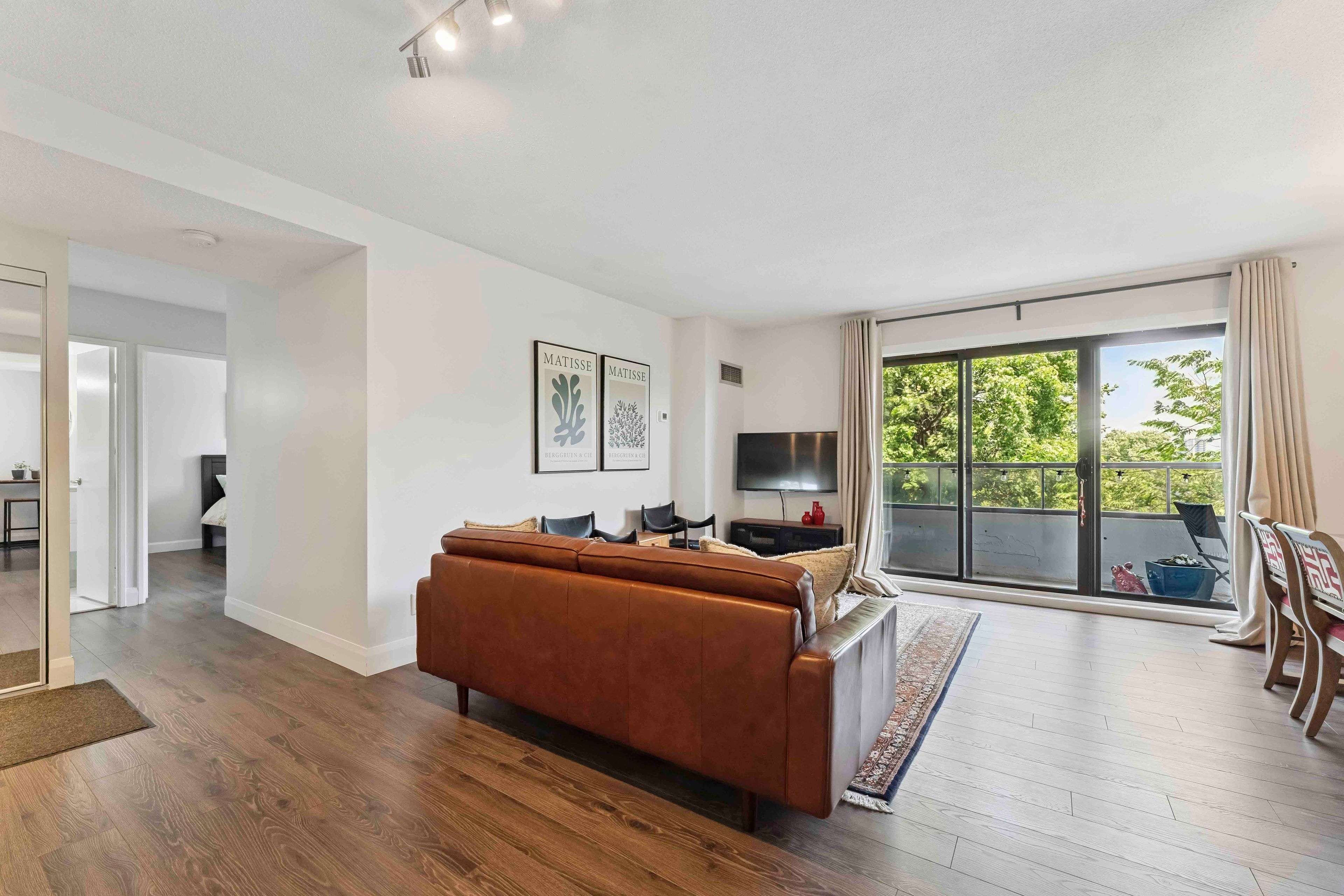 Lower Town - Sandy Hill, ON K1N 8Y8,333 Chapel ST #406