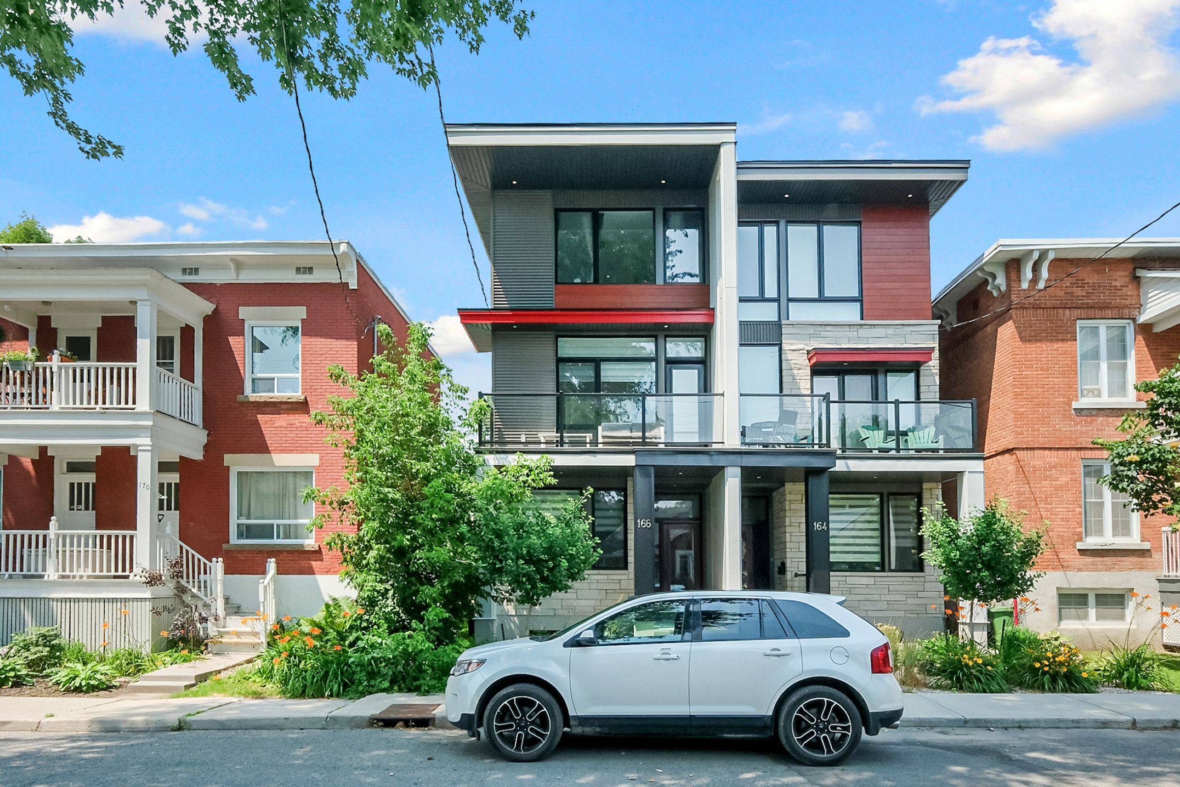 166 Ivy CRES, New Edinburgh - Lindenlea, ON K1M 1X6