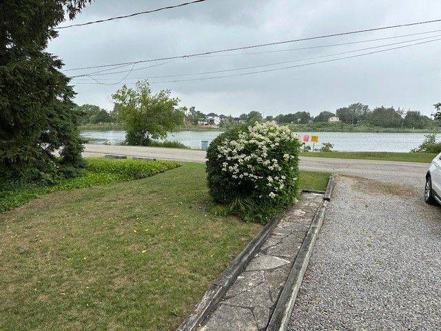 Thorold, ON L2V 1M9,7 Marlatts RD