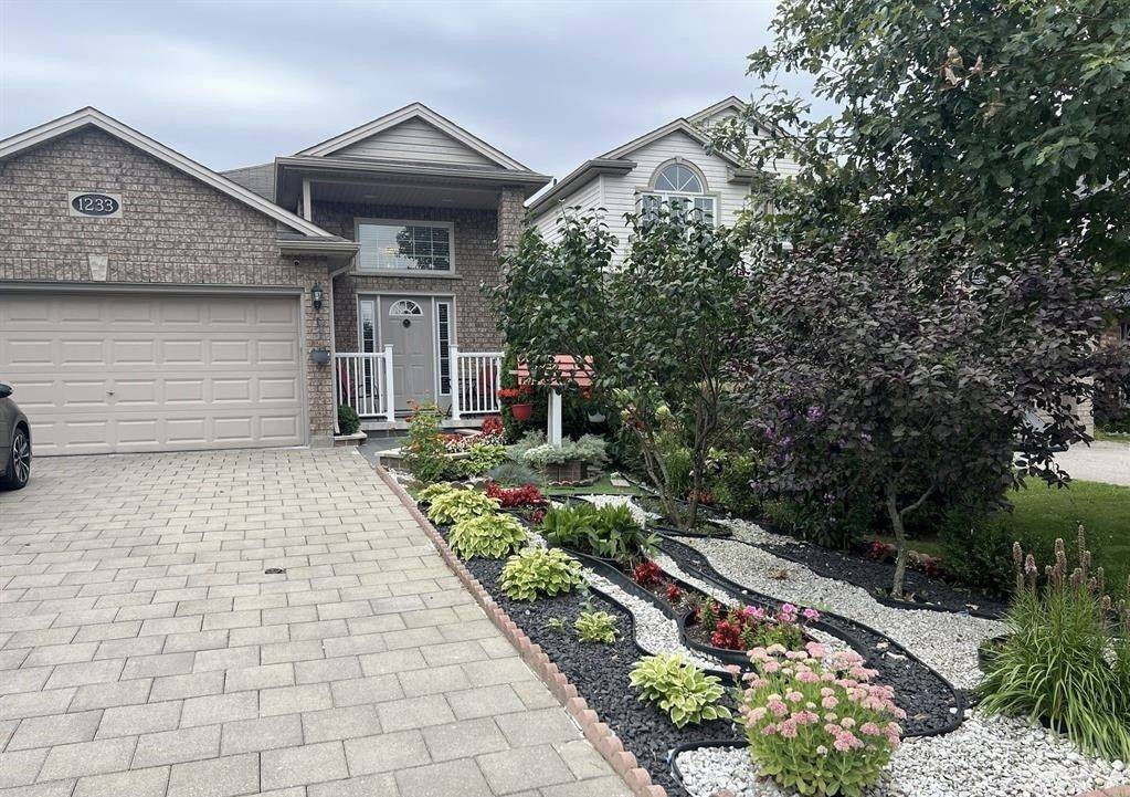 1233 Savannah DR #MAIN, London North, ON N5X 4P2