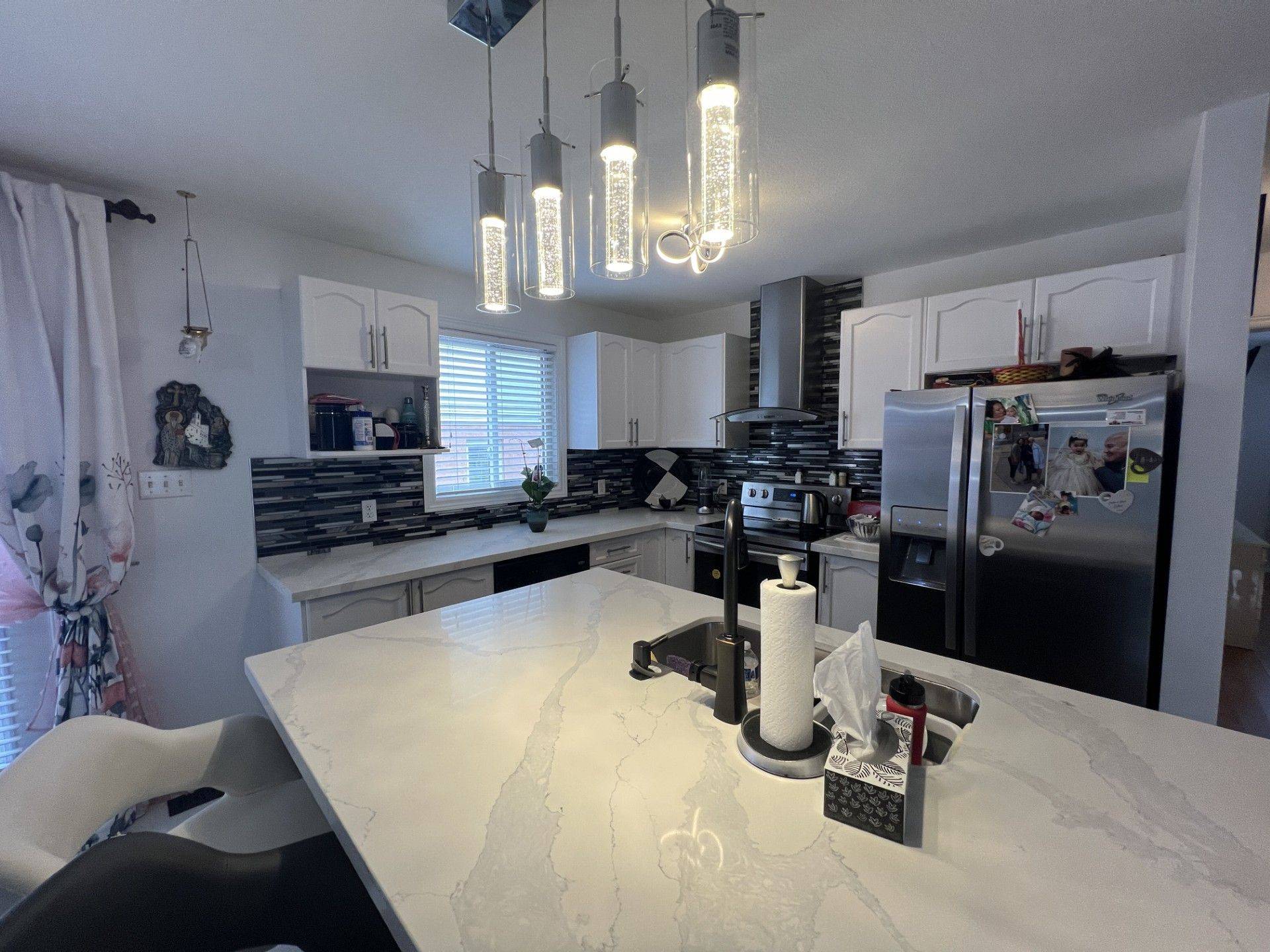 London North, ON N5X 4P2,1233 Savannah DR #MAIN