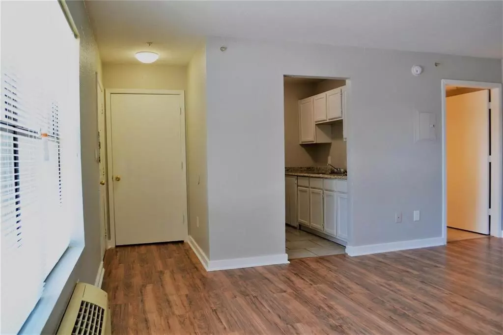 Denton, TX 76201,701 W Sycamore Street #104