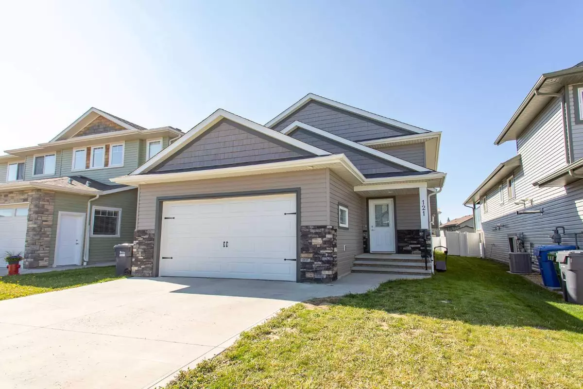 Red Deer, AB T4P 0L2,121 Turner CRES