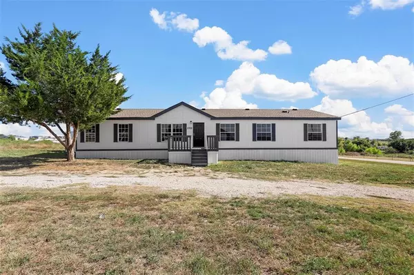 Joshua, TX 76058,5705 Texas Street