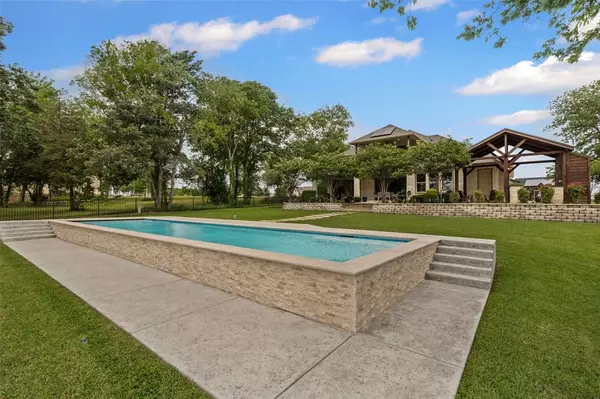 Corsicana, TX 75109,1140 The Shores Drive