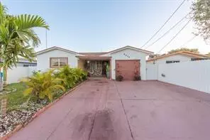 5414 SW 22nd St, West Park, FL 33023