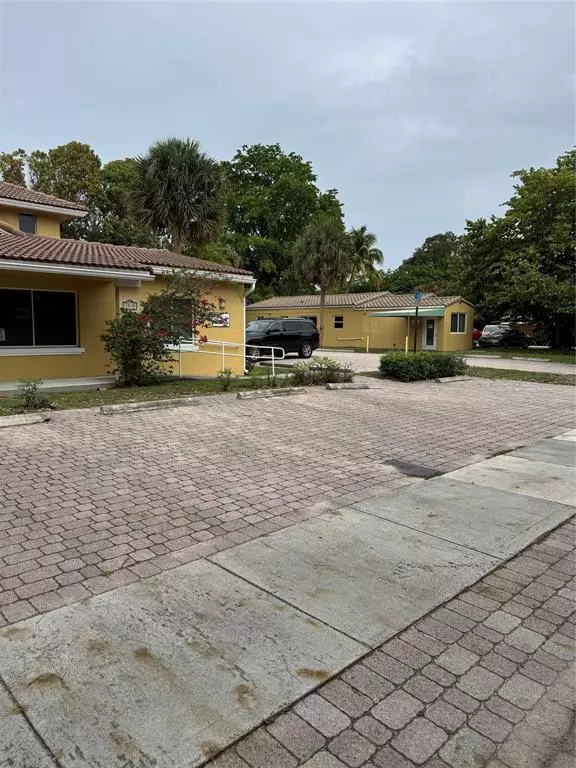 Fort Lauderdale, FL 33316,1844 SE 1st Ave