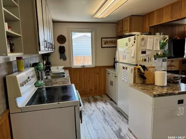 Cochin, SK S0M 0L0,9031 Hunts Cove CRESCENT