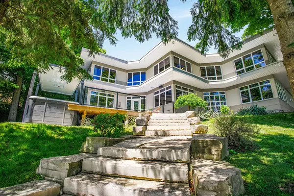 75 Darling DR, Selwyn, ON K0L 2W0