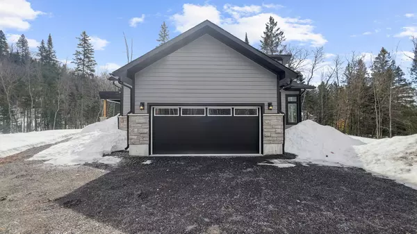 Lake Of Bays, ON P1H 0K1,1007 Kingsridge CT