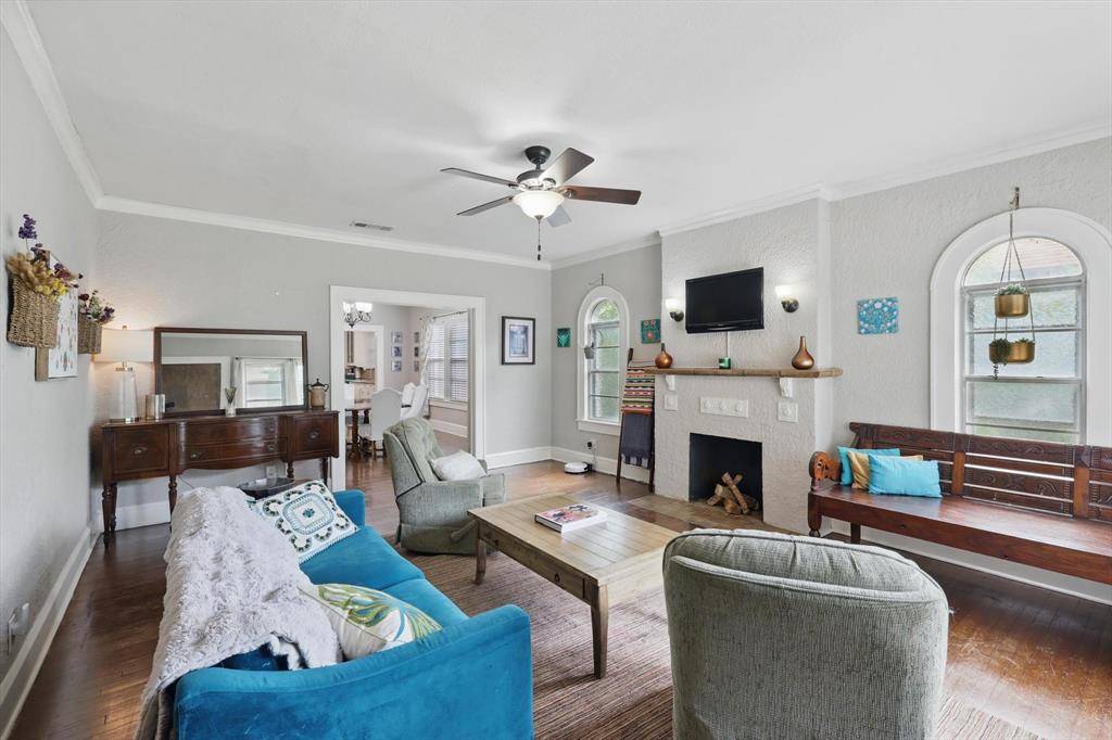 Fort Worth, TX 76115,1425 W Gambrell Street