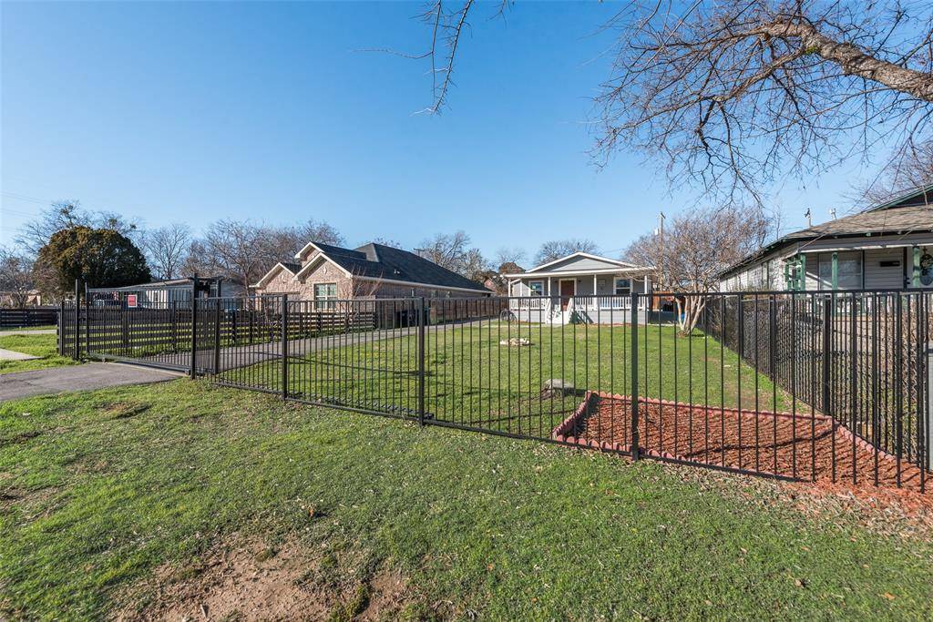 Fort Worth, TX 76107,5508 Diaz Avenue