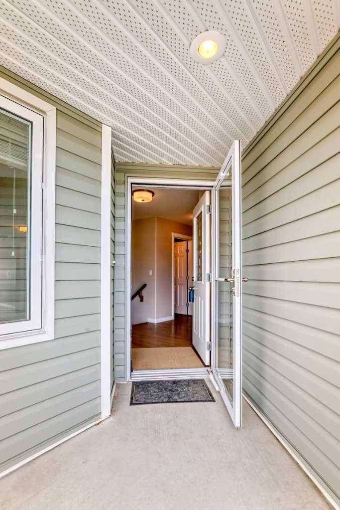 Innisfail, AB T4G 0A4,6440 Elmwood Way