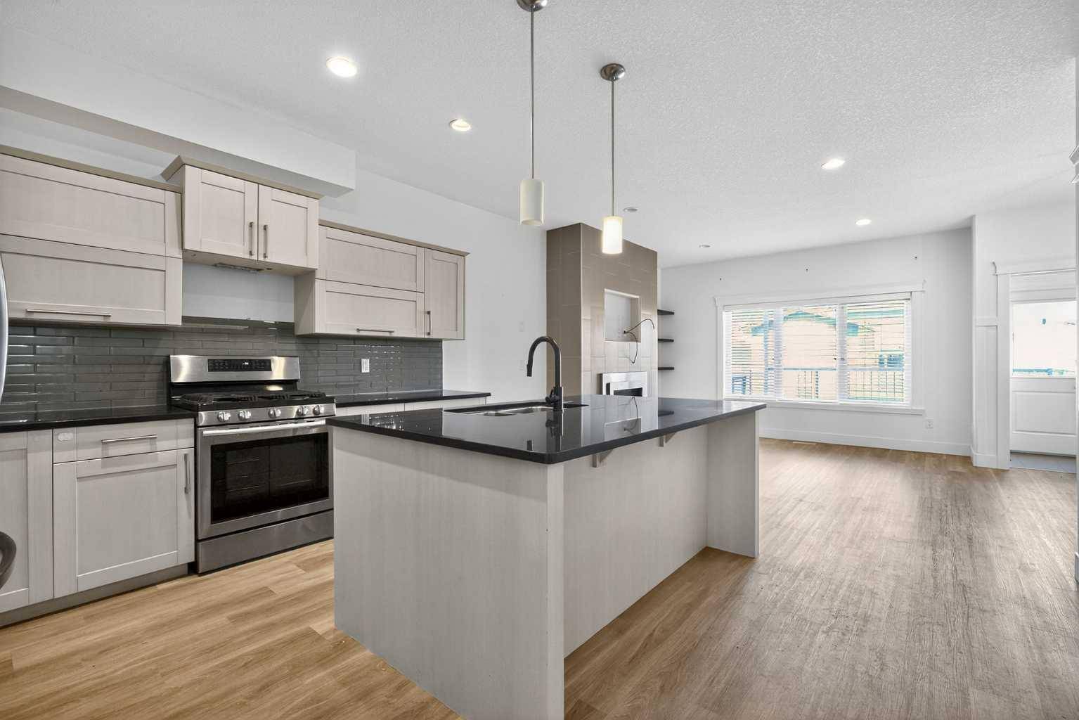 Fort Mcmurray, AB T9K 2W9,165 Chalifour ST