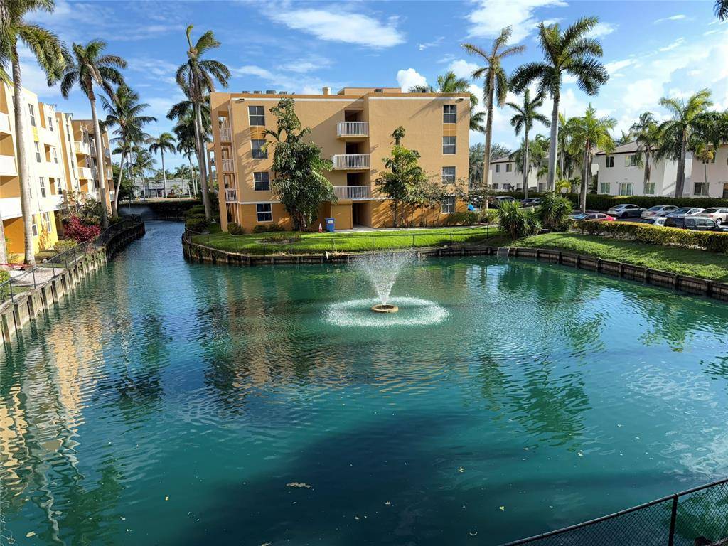1341 SE 3rd Ave #206, Dania Beach, FL 33004
