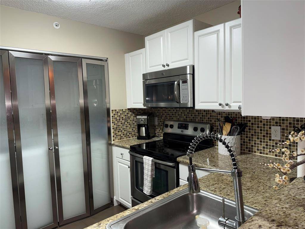 Dania Beach, FL 33004,1341 SE 3rd Ave #206