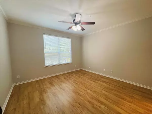 Fort Worth, TX 76102,1020 Texas Street #3204