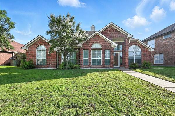 2220 Austin Drive, Mesquite, TX 75181