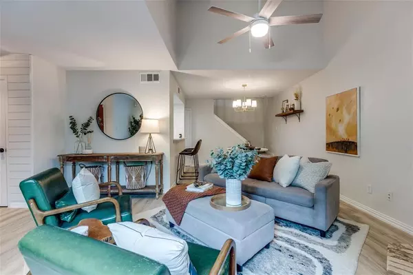 Dallas, TX 75209,7640 W Greenway Boulevard #5P