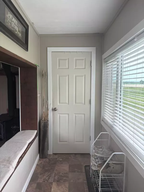 Magrath, AB T0K 1J0,221023 TWP RD 54