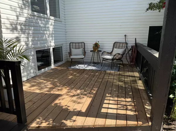 Drumheller, AB T0J0Y1,92 Beech Street