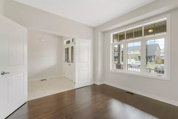 Port Colborne, ON L3K 6E2,17 Oriole CRES