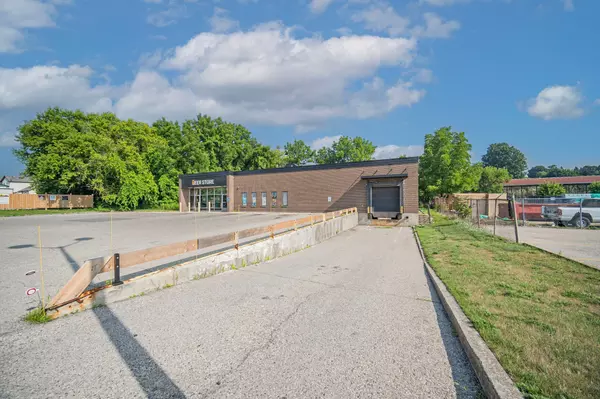 Tillsonburg, ON N4G 1P7,114 Concession ST E